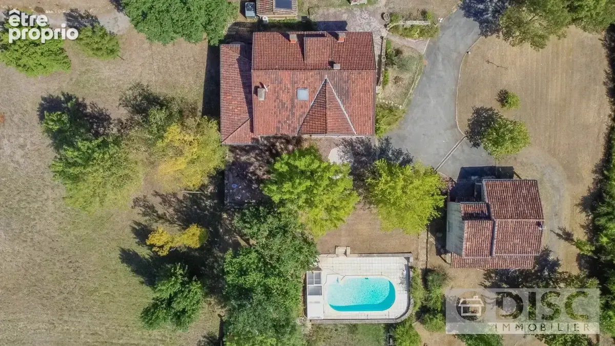 Belle propriété avec piscine et dépendance et vues à distance de marche de Saint-Antonin-Noble-Val - photo 29