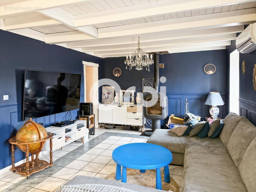 Maison à ESCOEUILLES