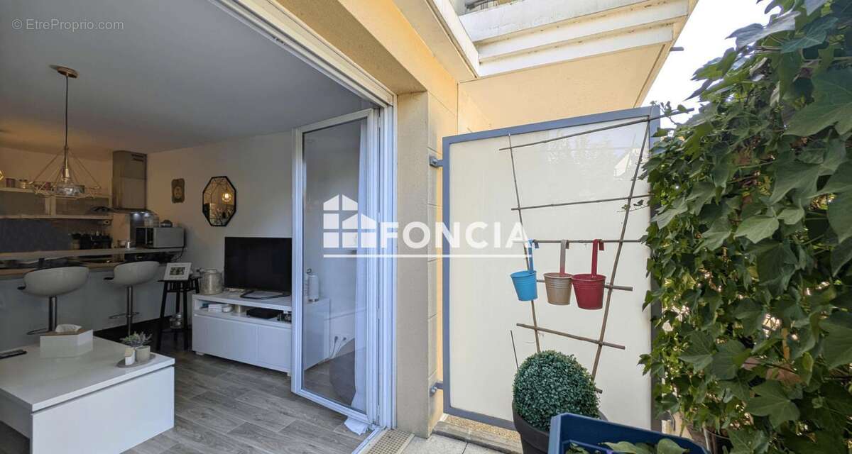 Appartement à CHILLY-MAZARIN