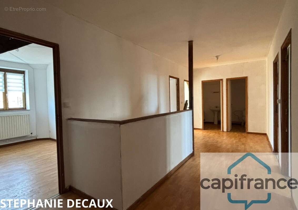A VENDRE : Charmante maison thierachienne aux supers volumes ! 4 chambres - 8 pièces - 175 m²-TRELON (59) - photo 5