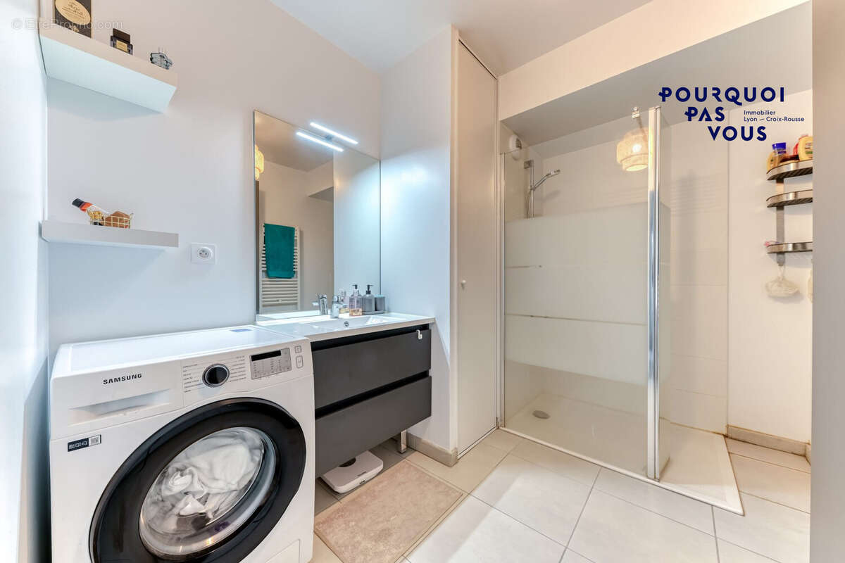 Appartement à SAINT-LAURENT-DE-MURE