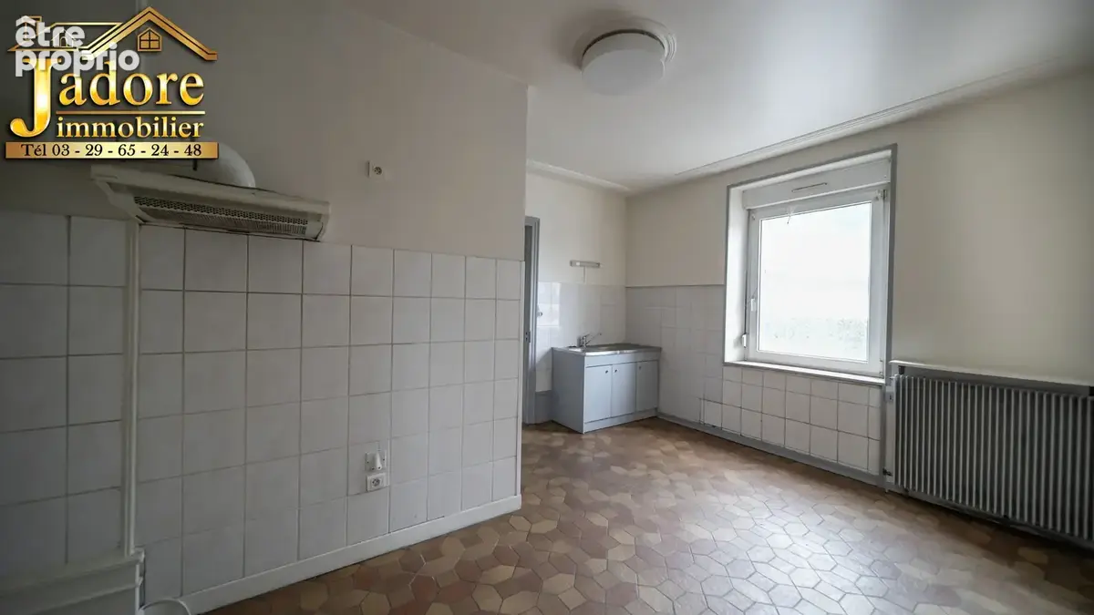 Immeuble+ maison + garage - photo 12