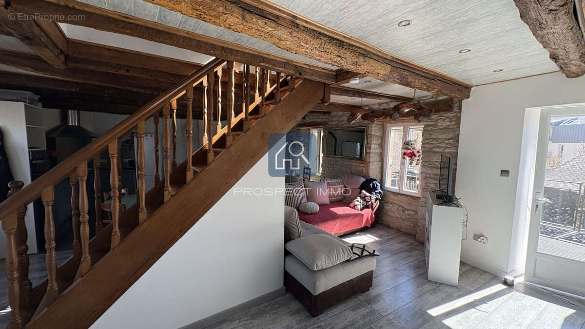Appartement à SEVERAC-L'EGLISE