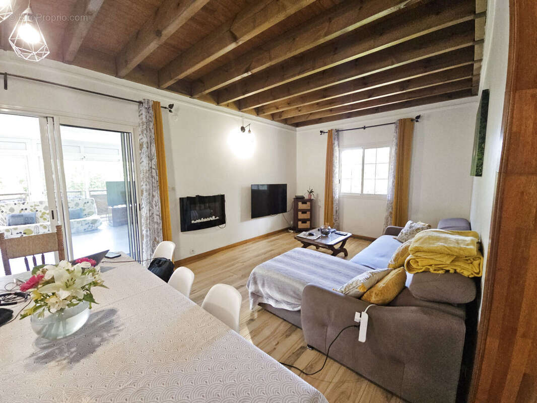 Photo 6 - Maison à SAINT-DENIS