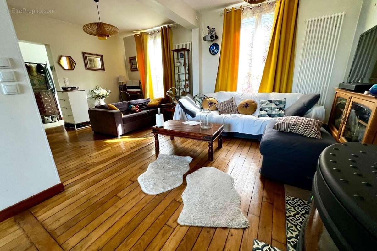Maison 94 m² à Gagny  - photo 2