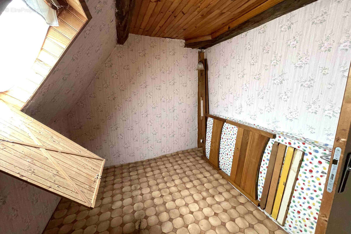 Maison à VINDECY