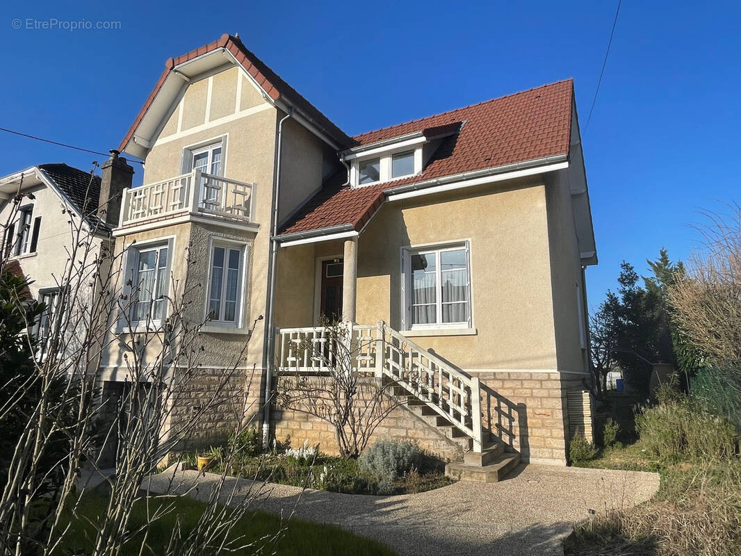 Maison à CHALON-SUR-SAONE