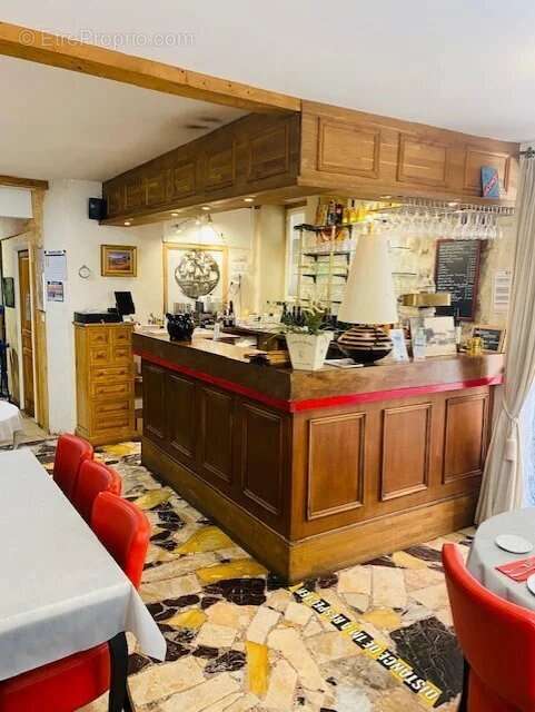 Commerce à SAILLANS