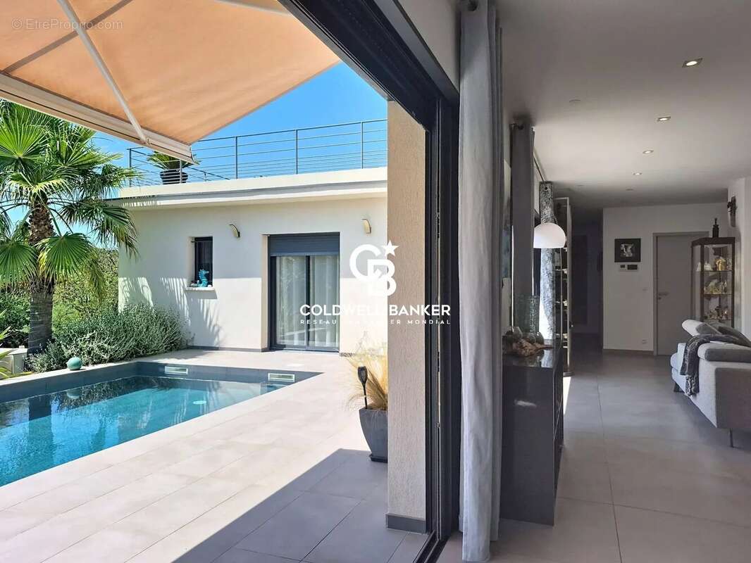 Maison à FREJUS