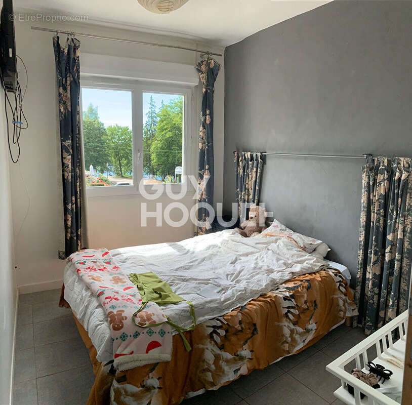 Commerce à MONTSAUCHE-LES-SETTONS