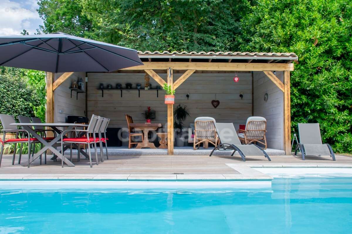 Médis - propriété de charme avec piscine - photo 36