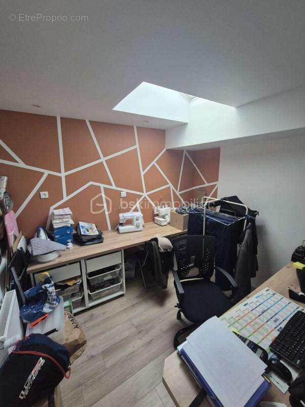 Maison à VERNEIL-LE-CHETIF