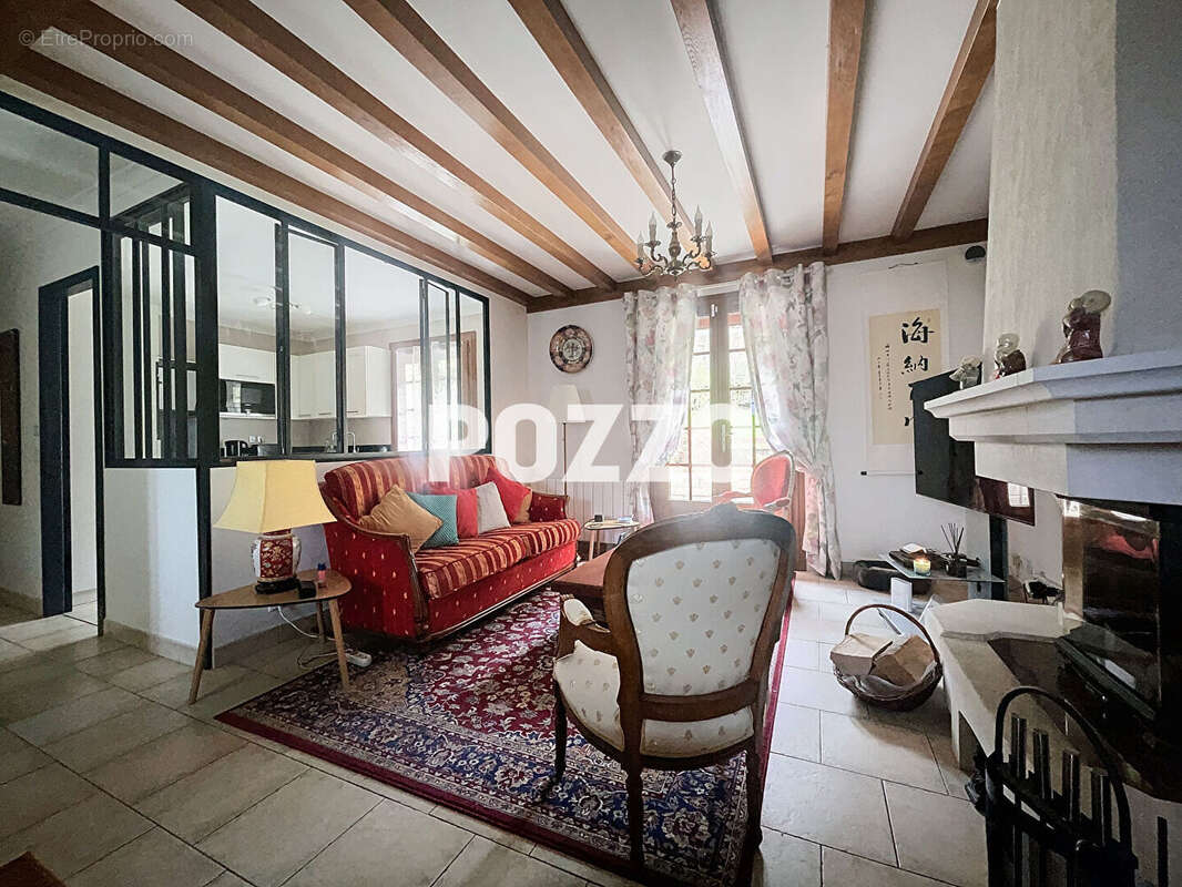 LA RIVIERE SAINT SAUVEUR : maison T6 (111 m²) à vendre - photo 9