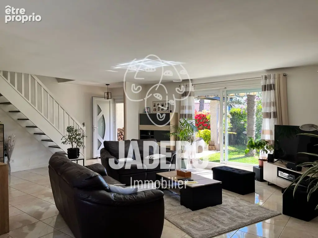 Maison familiale 163 m², 5 chambres , Vie de plain-pied - photo 4
