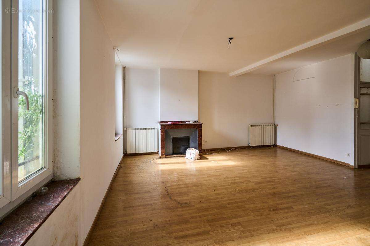 Appartement à CARCASSONNE