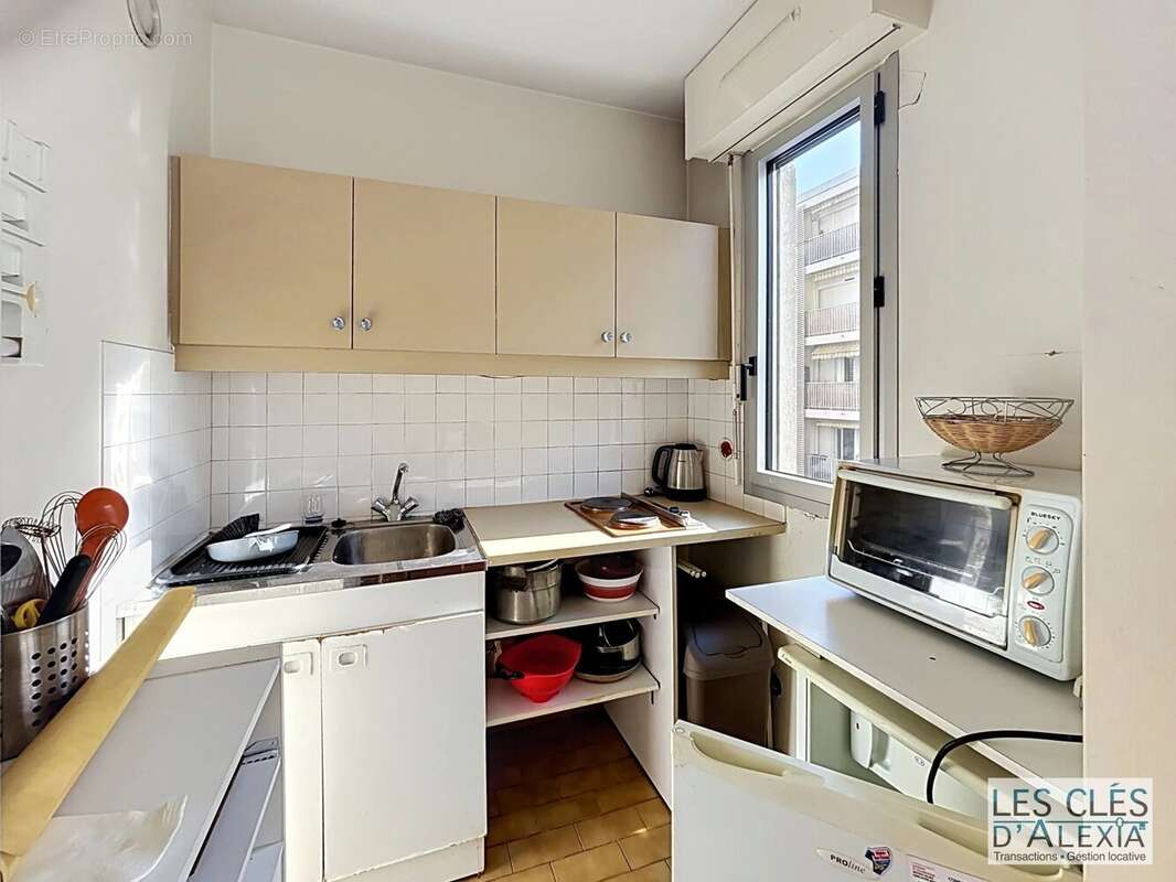 T1 bis 26,54 m² – lyon 7e – rue nicolai -  en exclusivité - photo 5