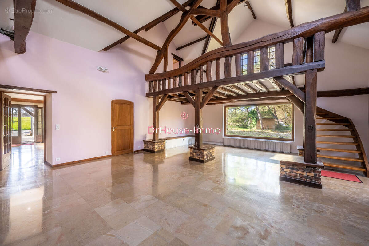 Maison 549 m² à Goussonville  - photo 54