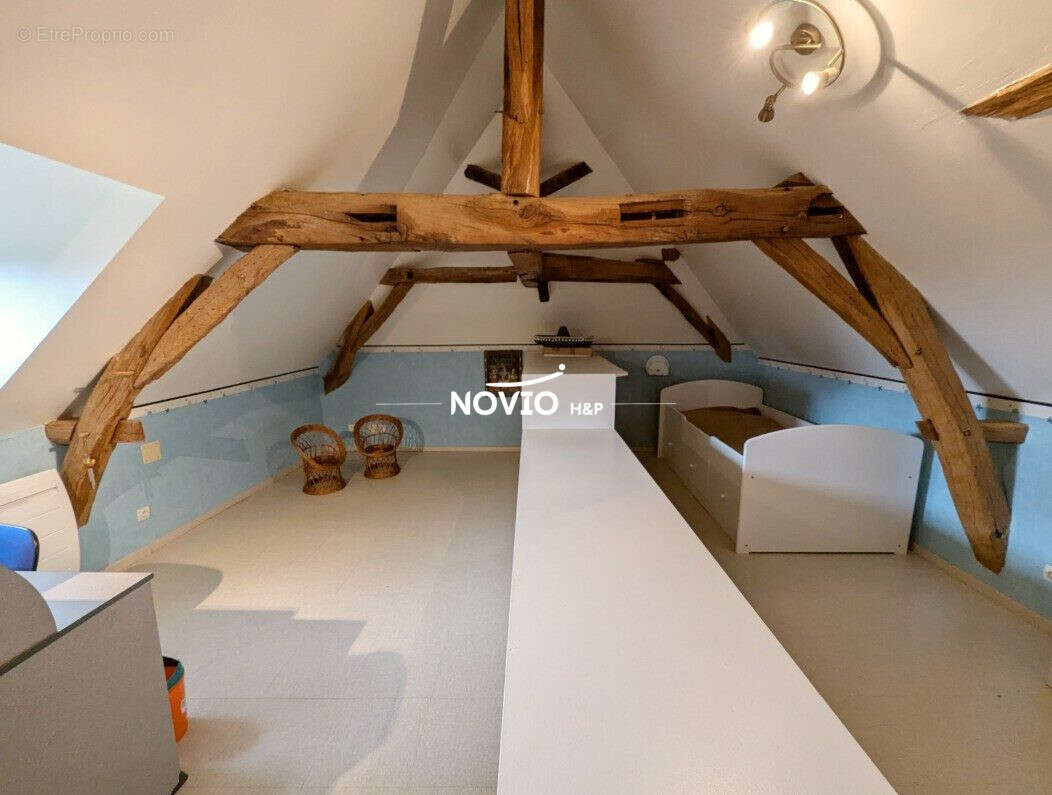 Maison 5 pièces 190 m² à vendre à Saint-Genest-D'ambiere (86140) - photo 5