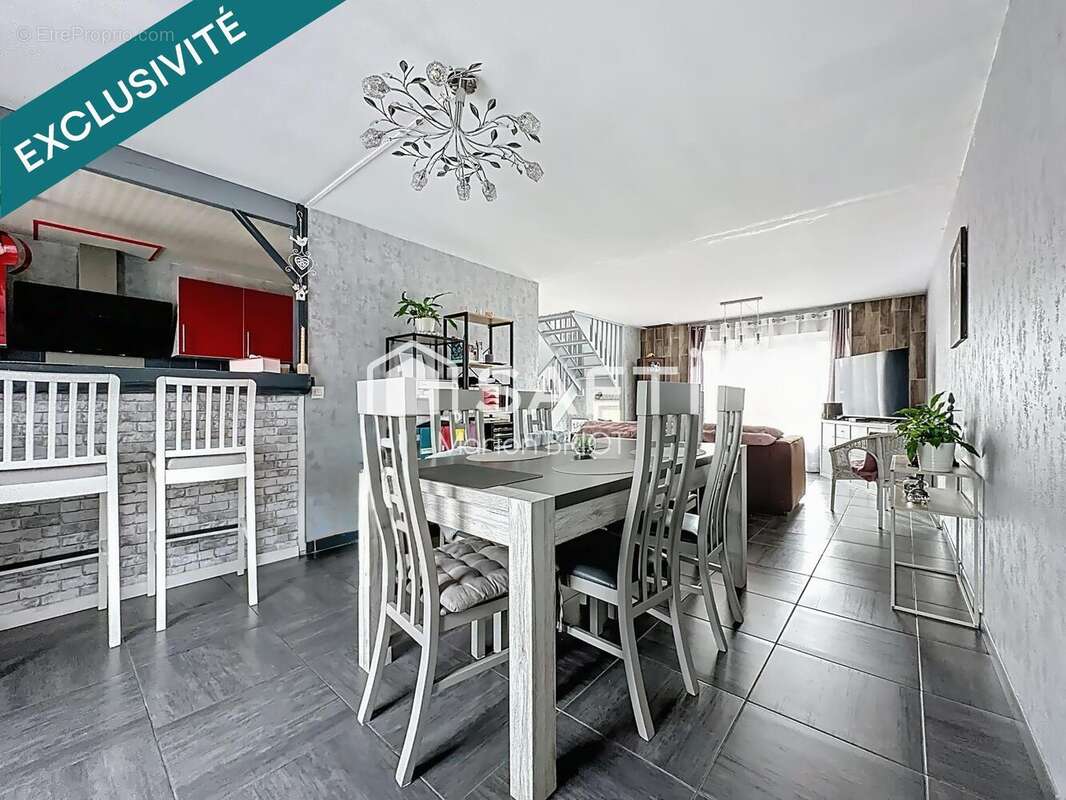 Photo 3 - Maison à VAUREAL