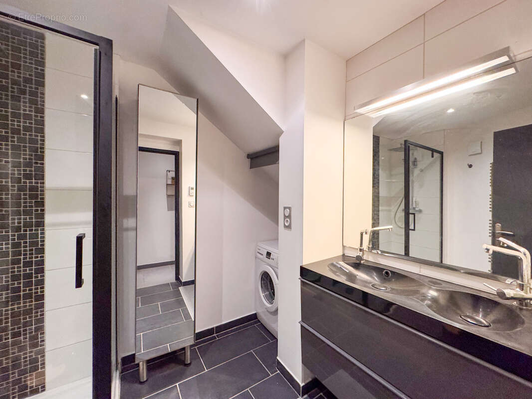 Appartement à SAINT-PIERRE-DE-BOEUF