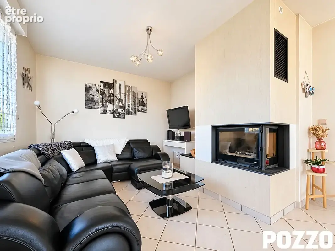 Maison Pleine Fougeres 5 pièce(s) 120 m2 - photo 2