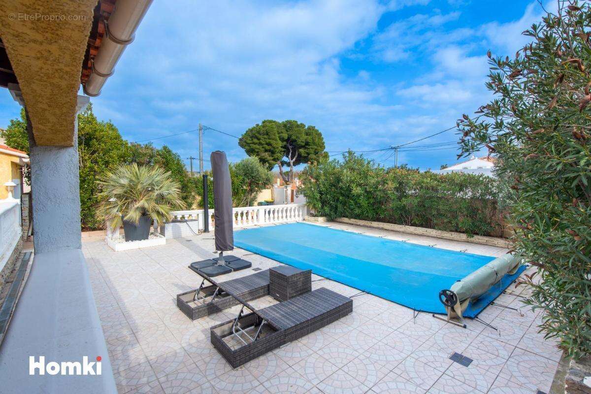 Maison à SAINT-VICTORET