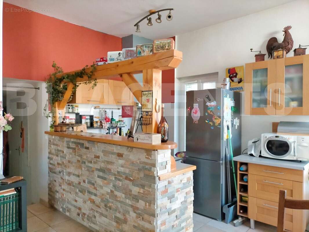 4 - Appartement à SAINT-ANDRE-DE-SANGONIS