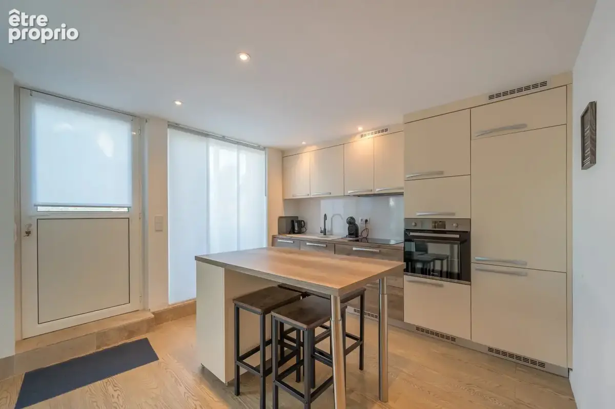 Magnifique propriété avec vue à 360° - Piscine - Jardin + 2 appartements annexes en option - photo 20