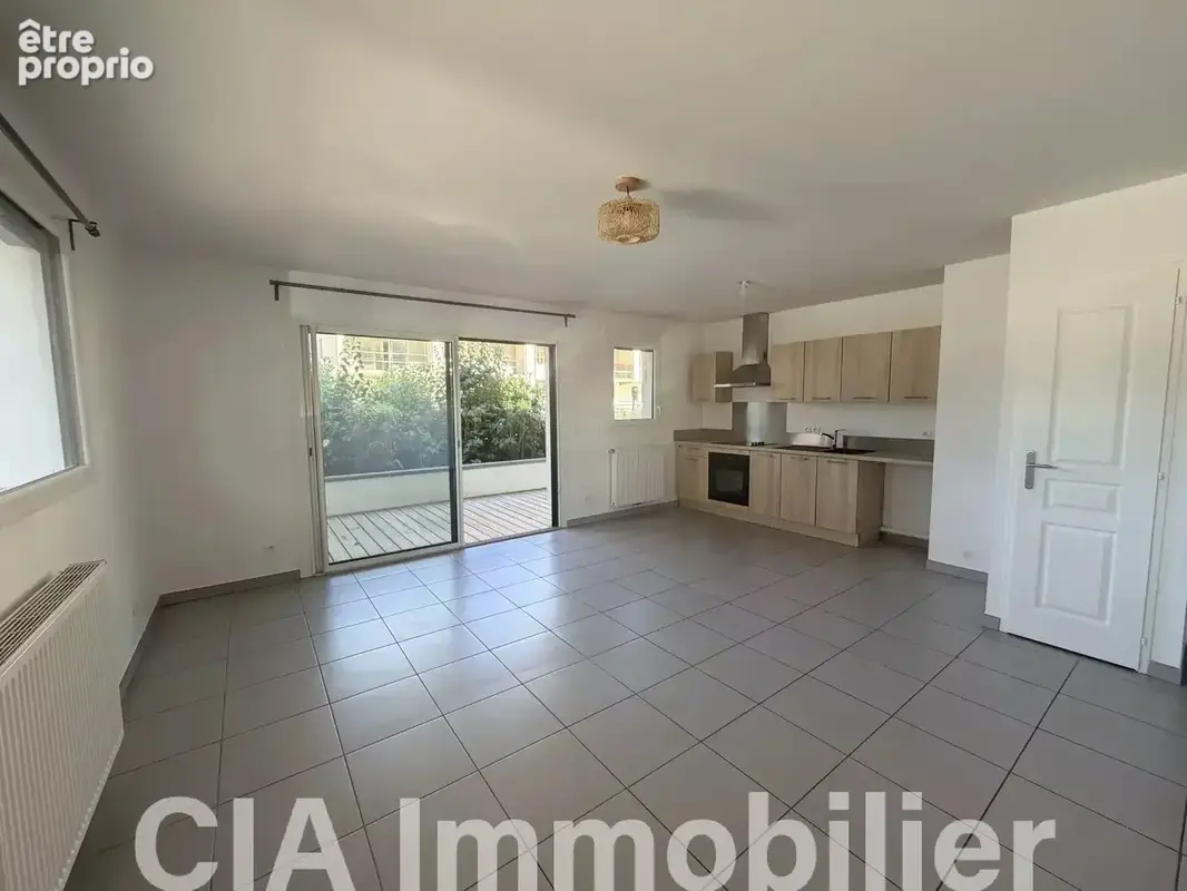 Photo Appartement à Saint-Pierre-En-Faucigny au prix de 280 000€