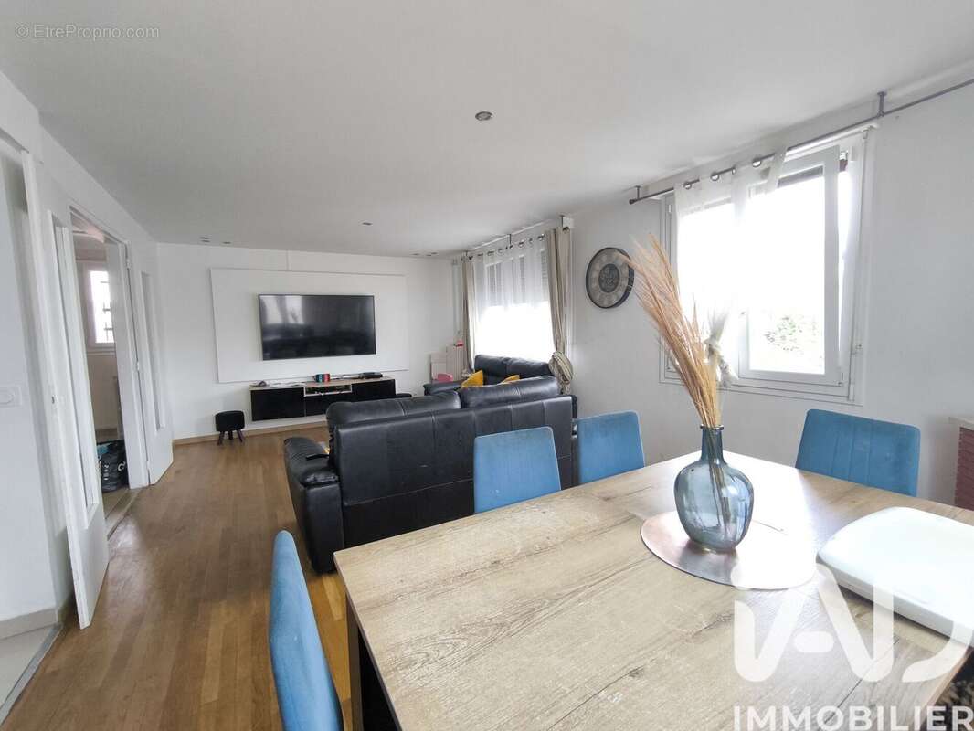 Photo 2 - Maison à GROSLAY