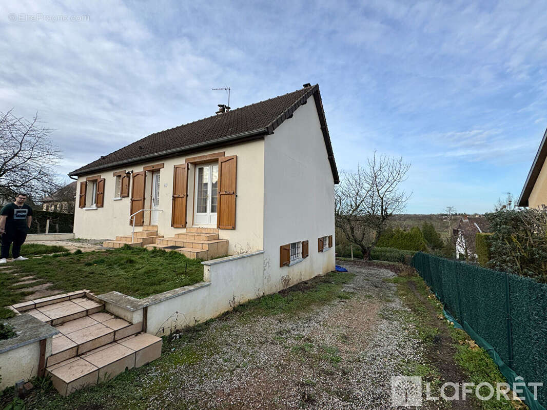 Maison à L'AIGLE