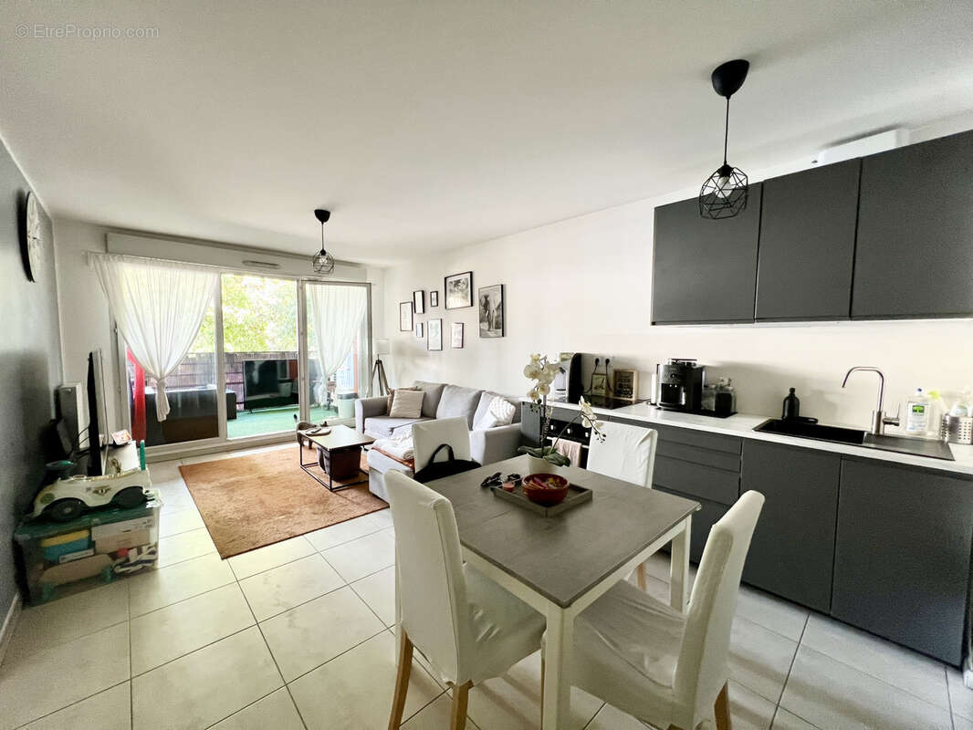 Appartement à LA VALETTE-DU-VAR