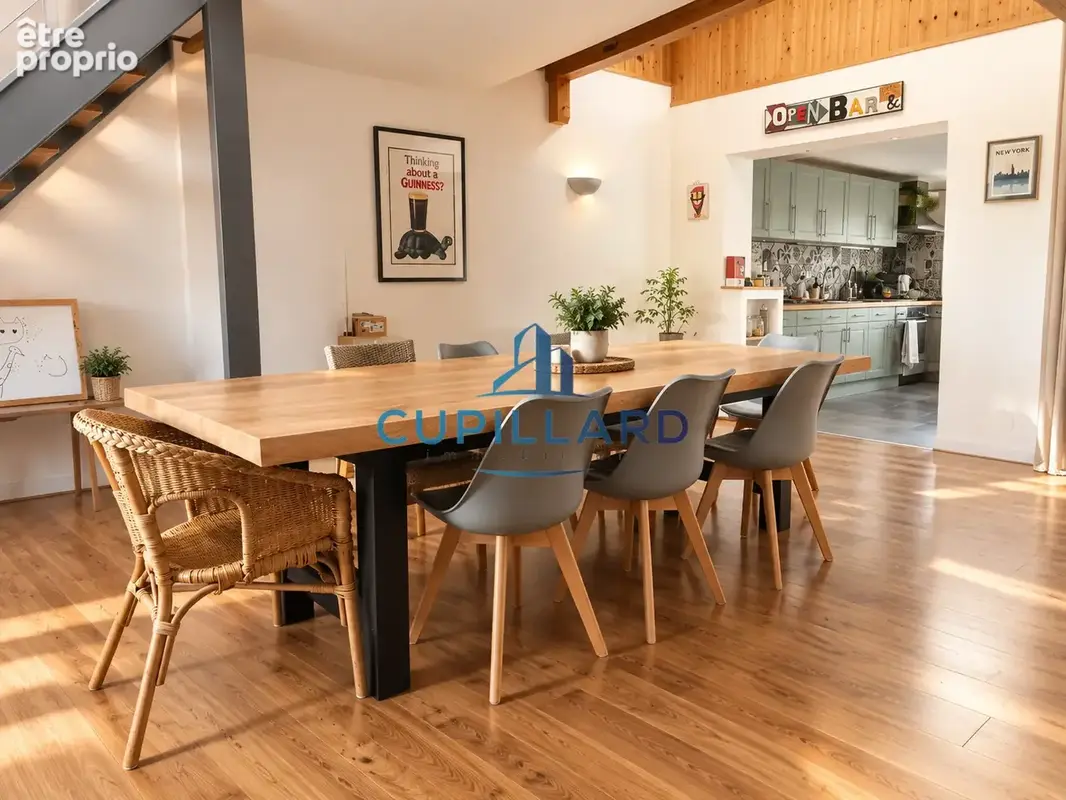 Maison de ville avec terrasse, garage et appartement indépendant   Centre de Roanne - photo 6