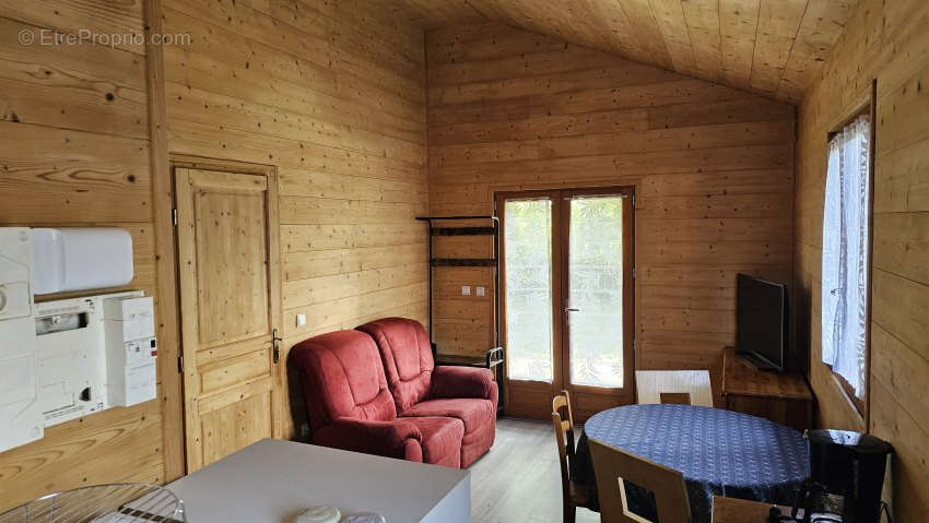 Maison à LA GOUTELLE
