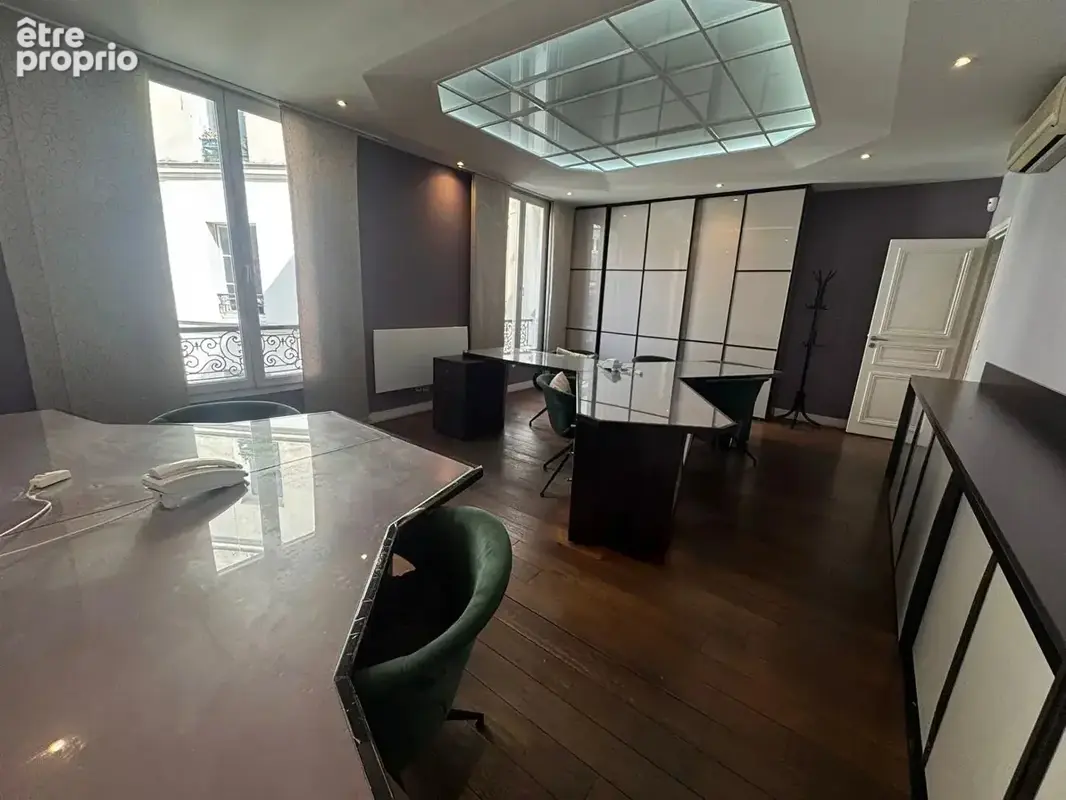 Paris-2ème-Ensemble de bureaux 97.20M² - photo 5