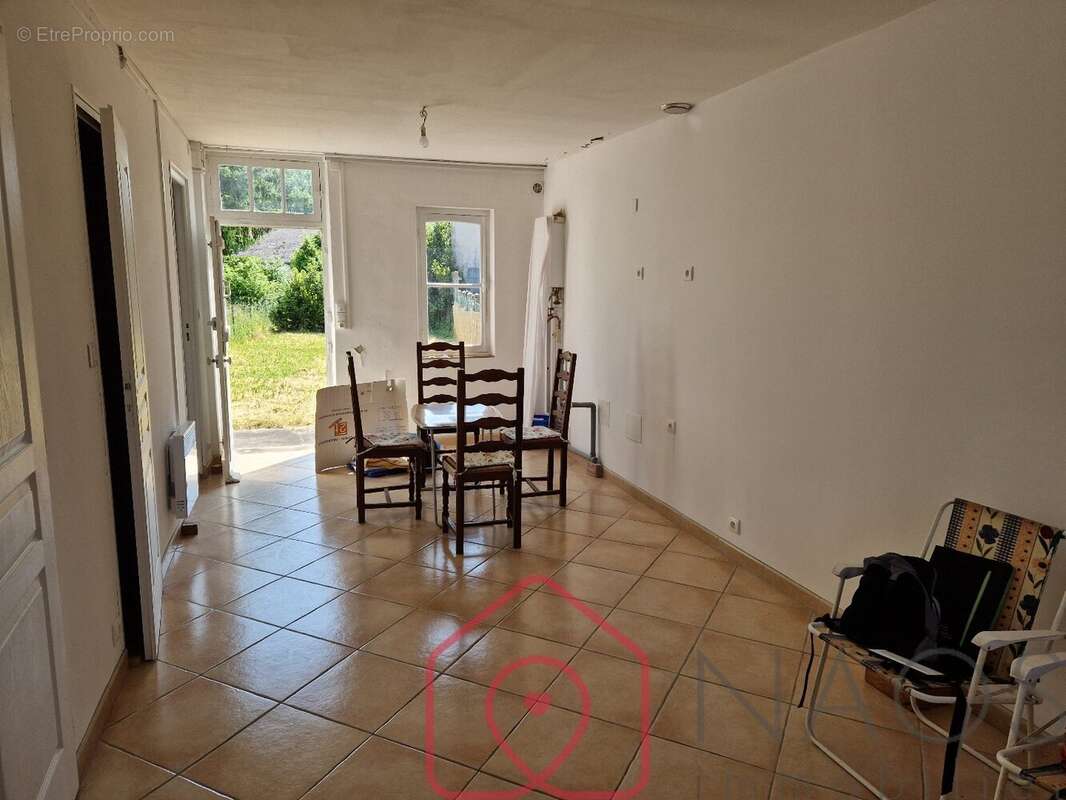 Maison à BRINON-SUR-SAULDRE