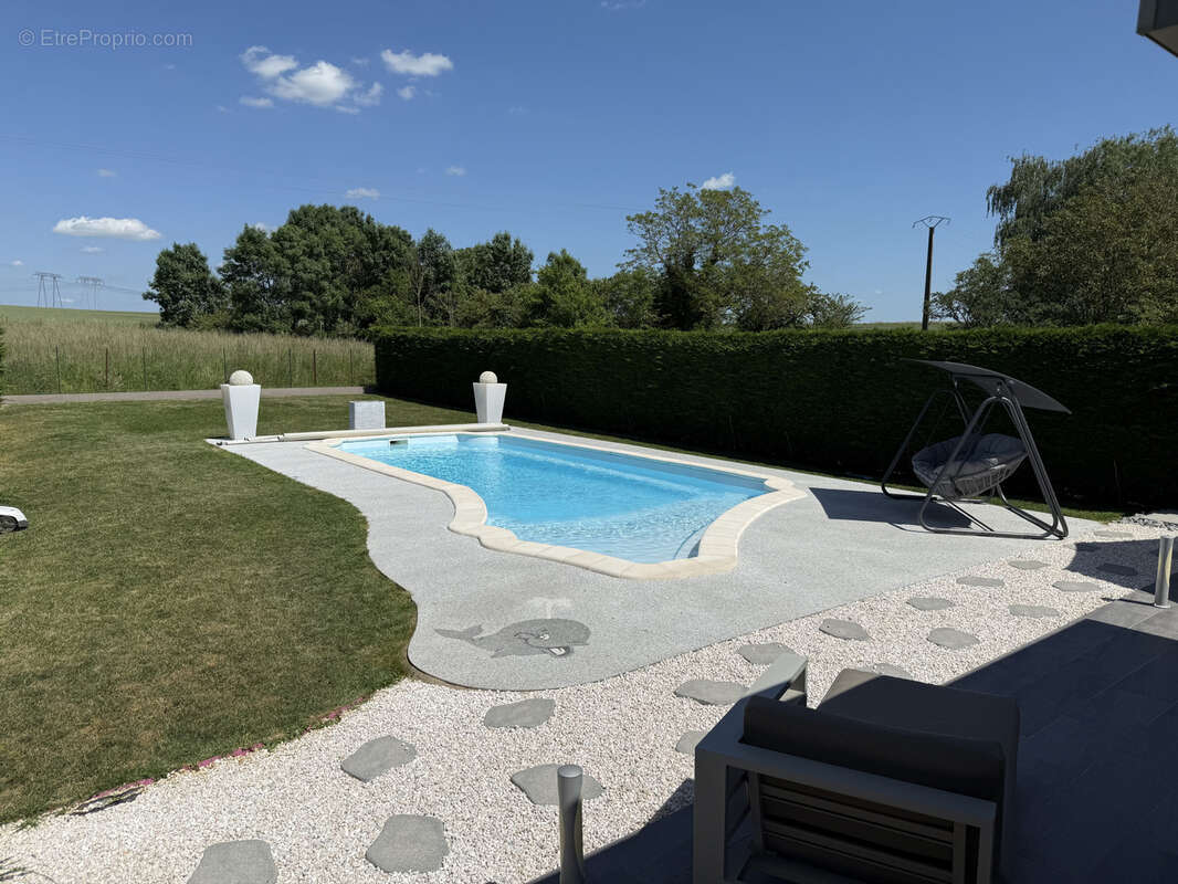 Maison Lumineuse de 135 M2 à Servigny-lès-sainte-barbe - photo 8