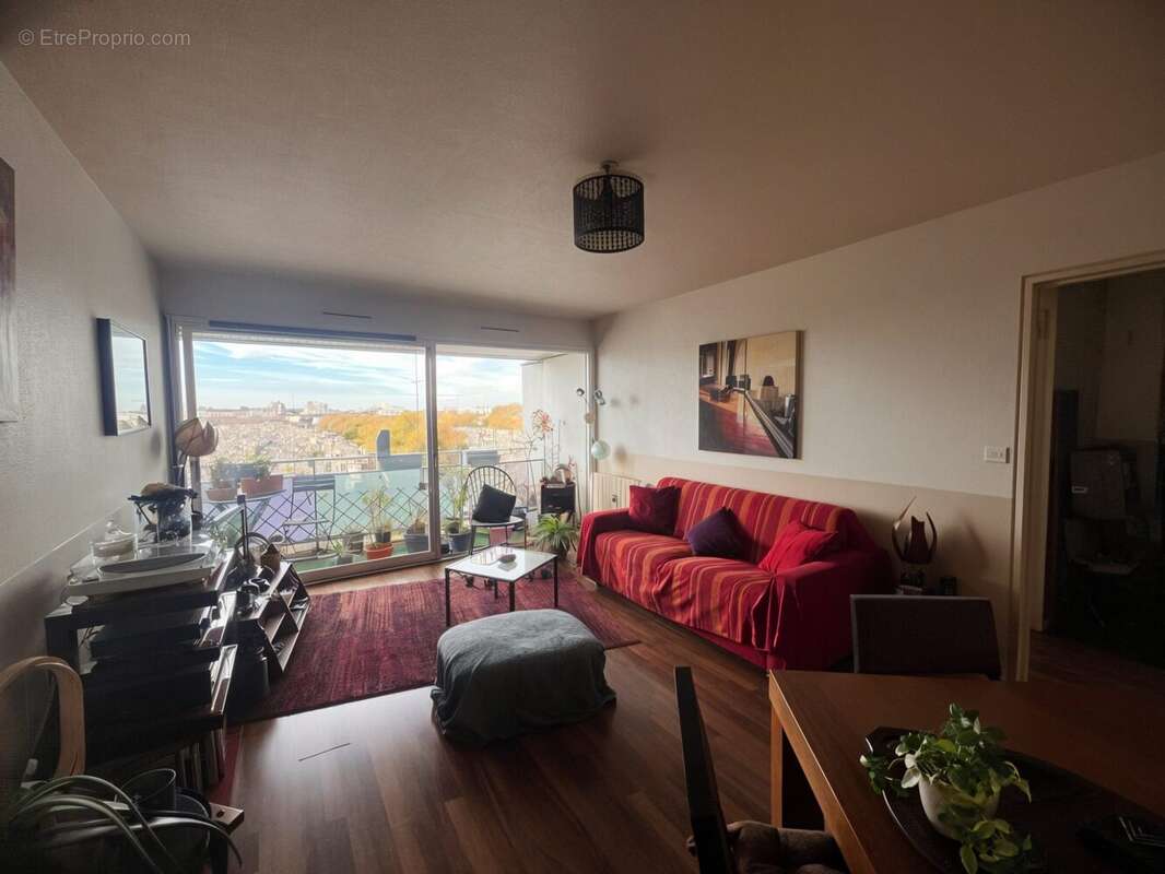 Appartement à BORDEAUX