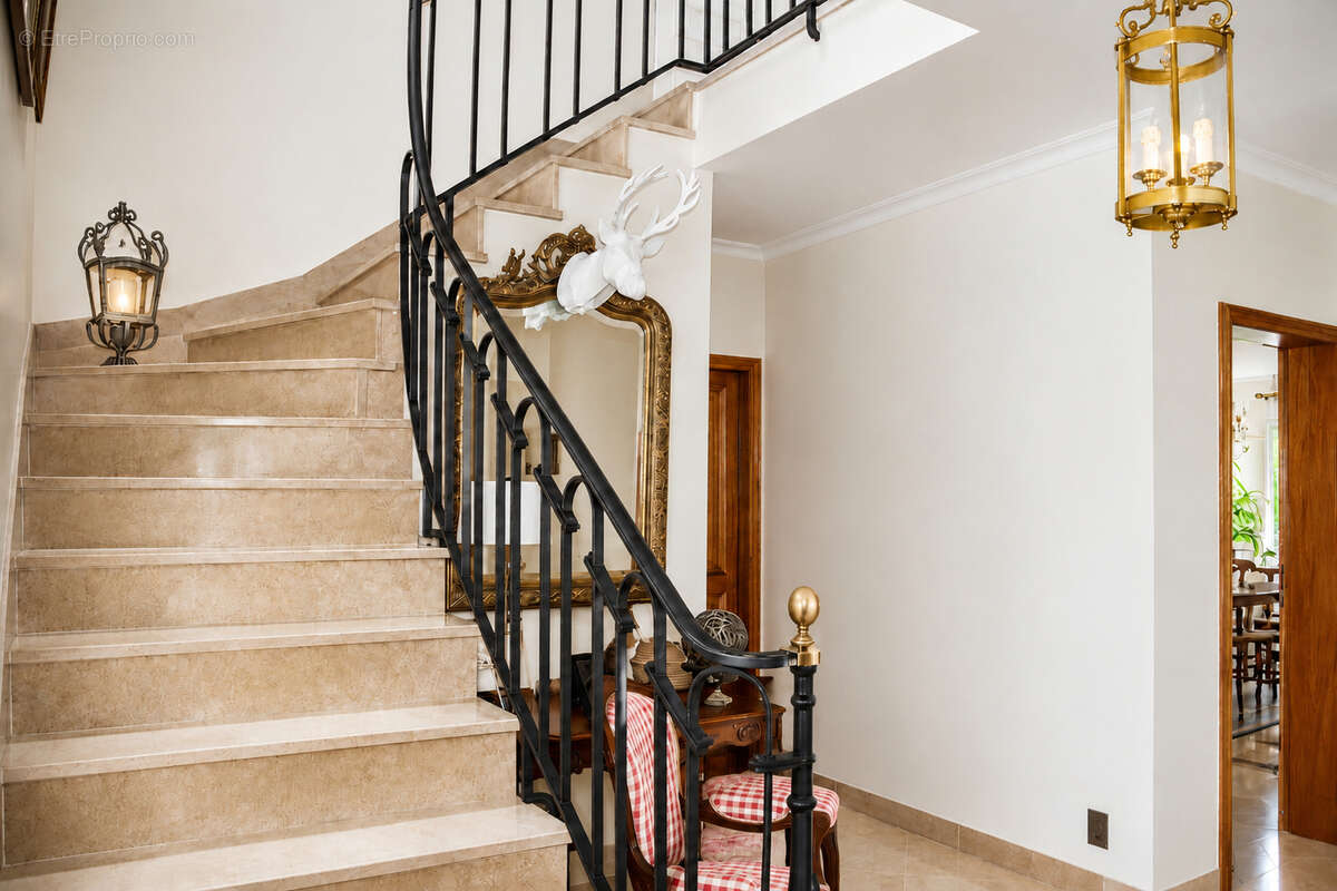 Villa d'exception de 280 m2 - 5 chambres - Jardin paysager - Amilly VIROY - photo 7