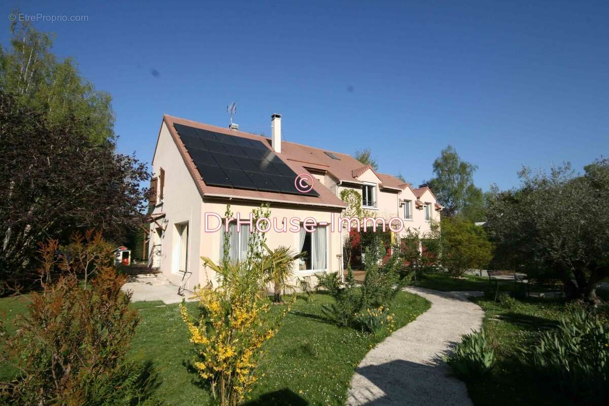 Maison à LES ALLUETS-LE-ROI