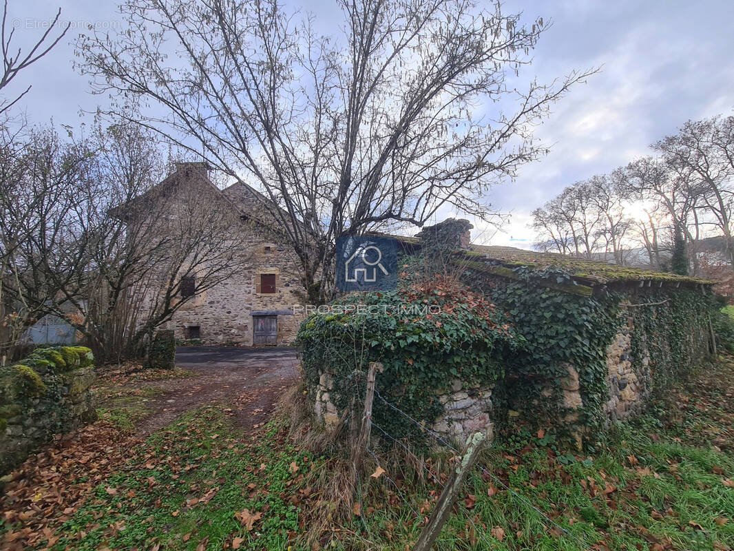 Maison à SAINT-COME-D'OLT