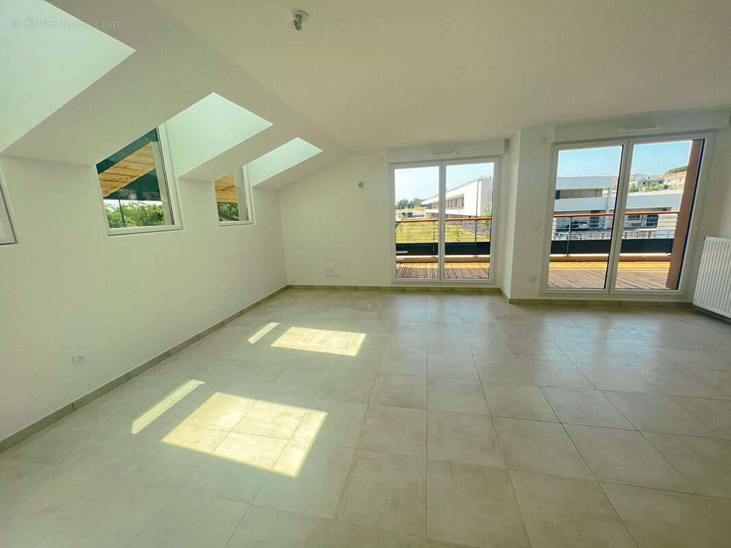 Appartement à ESCALQUENS