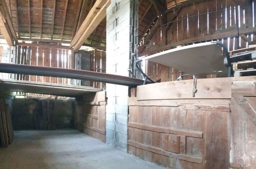 Maison à ECOLE