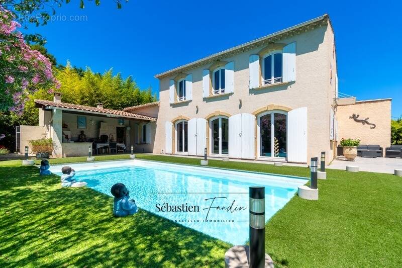 Maison à MARSEILLE-11E