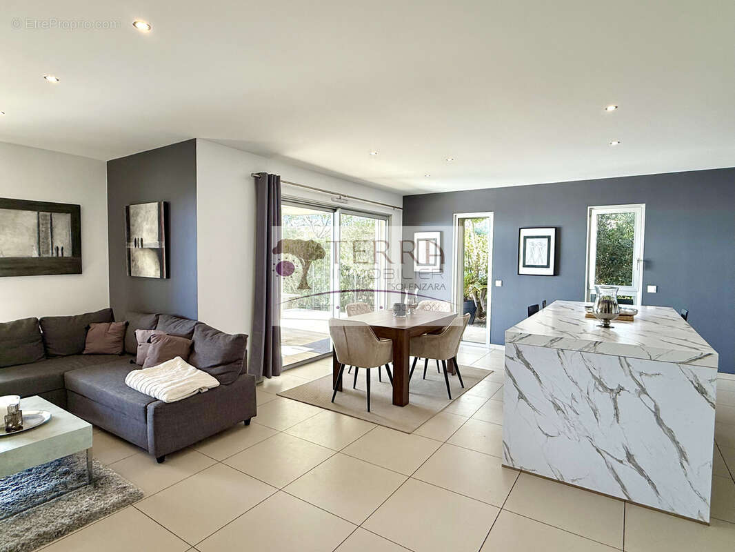Appartement à SARI-SOLENZARA