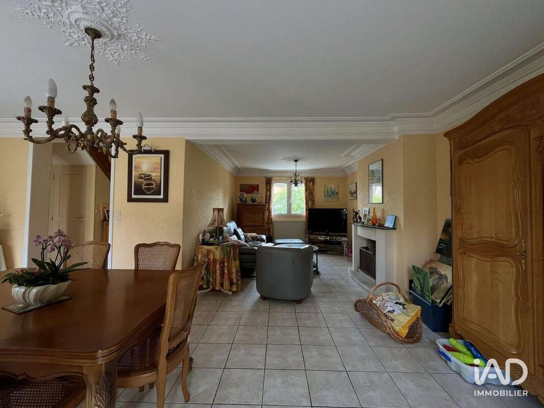 Photo 5 - Maison à SAINT-CONTEST