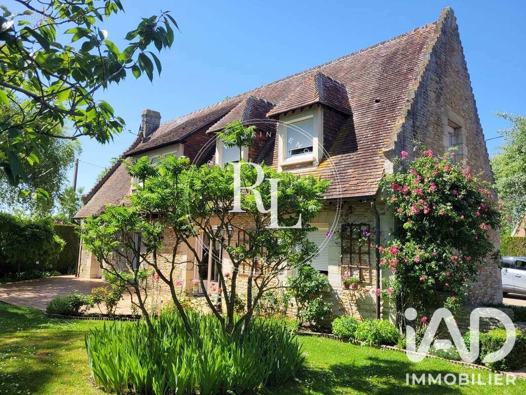 Maison 150 m² à Varaville  - photo 2