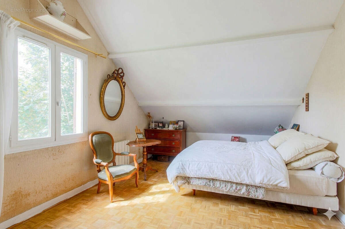 Maison à MAULE
