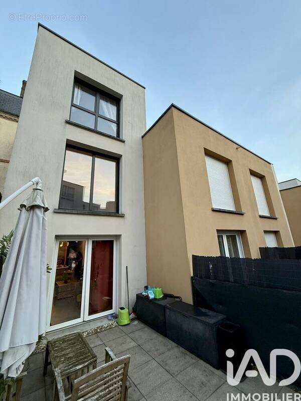 Photo 1 - Maison à SOTTEVILLE-LES-ROUEN