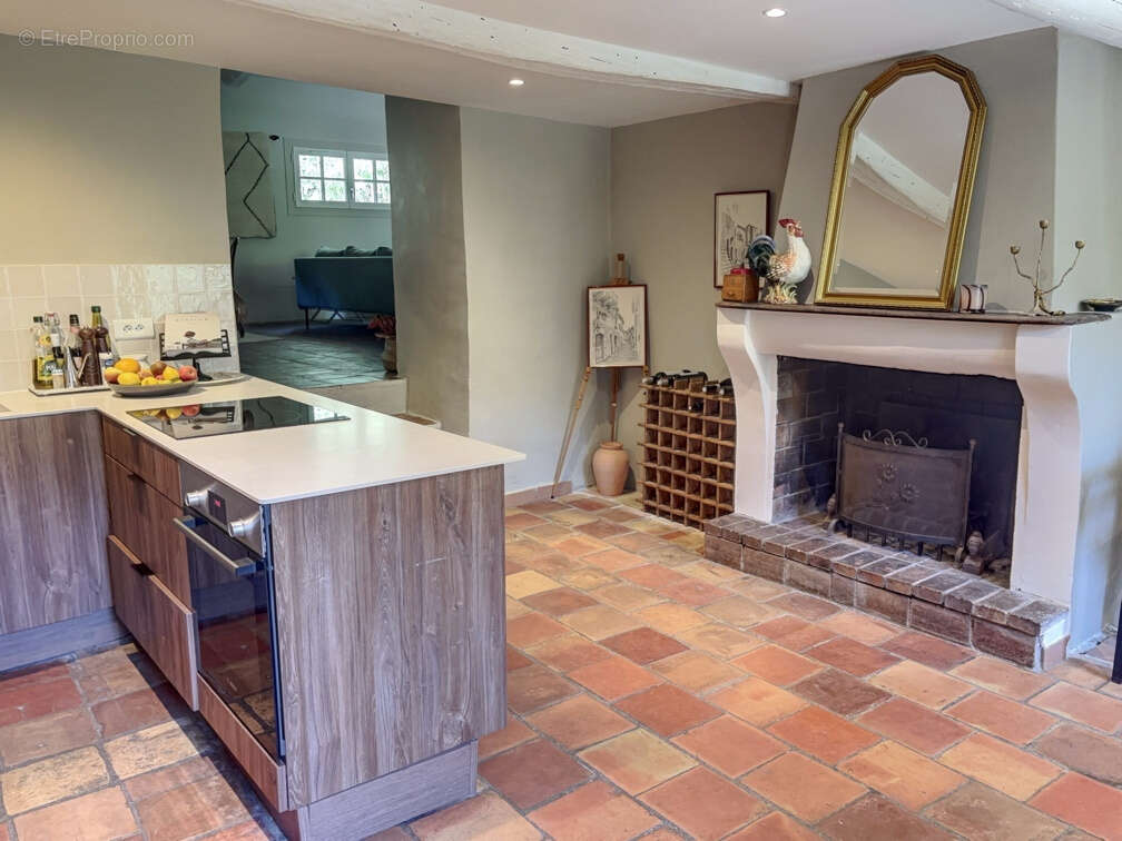 Maison à LA GARDE-FREINET